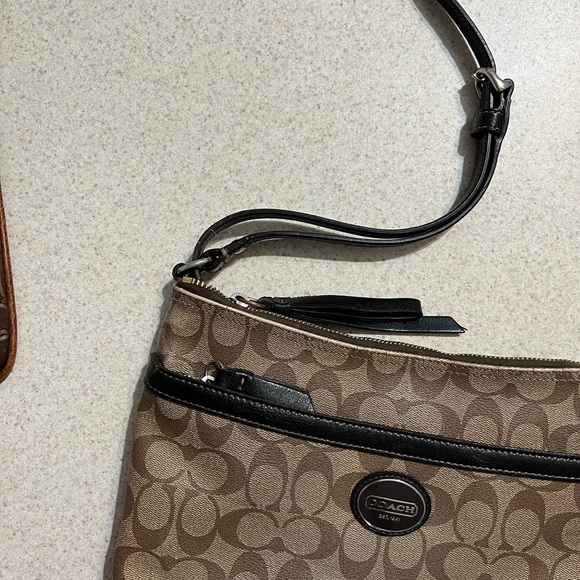 Coach bag - Picture 2 of 2